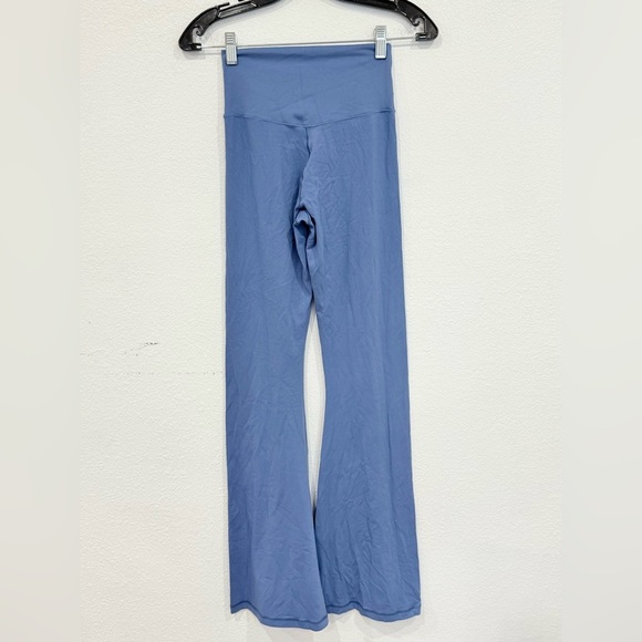 Offline By Aerie Crossover Flare Leggings Yoga Pants Blue Women’s Size Medium - Picture 2 of 3